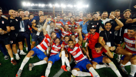 曼联“钉子户”球员二队下放引转会传闻，阿莫林决策引发热议